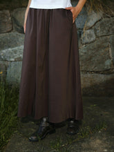 Indlæs billede til gallerivisning NEO NOIR Yara Poplin Skirt Chocolate
