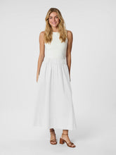 Indlæs billede til gallerivisning NEO NOIR Yara Long Emb Skirt White