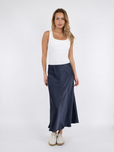Indlæs billede til gallerivisning NEO NOIR Bovary Skirt Midnight Blue