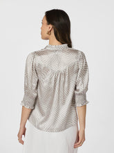Indlæs billede til gallerivisning NEO NOIR Diana Vibrandt Dot Blouse Light Taupe
