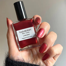 Indlæs billede til gallerivisning NAILBERRY Neglelak To The Moon And Back