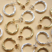 Indlæs billede til gallerivisning PICO COPENHAGEN Laura Ørestikkere (guld/ sølv)