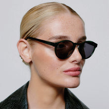 Indlæs billede til gallerivisning A.KJAERBEDE Marvin Green Marble Transparent