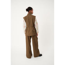 Indlæs billede til gallerivisning LOLLYS LAUNDRY Amill Vest Sl Dusty Green
