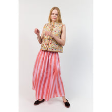 Indlæs billede til gallerivisning LOLLYS LAUNDRY Cairo Quilted Vest Flower Print
