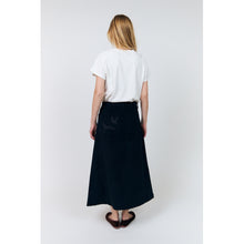 Indlæs billede til gallerivisning LOLLYS LAUNDRY Una Maxi Skirt Dark Blue
