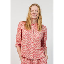 Indlæs billede til gallerivisning LOLLYS LAUNDRY Bono Shirt Pink
