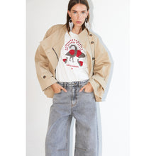 Indlæs billede til gallerivisning LOLLYS LAUNDRY Roma Peacock Tee SS White
