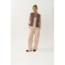 Indlæs billede til gallerivisning LOLLYS LAUNDRY Cairo Vest Flower Print
