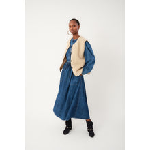 Indlæs billede til gallerivisning LOLLYS LAUNDRY Jace Vest Beige
