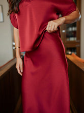Indlæs billede til gallerivisning NEO NOIR Bovary Skirt Dark Red
