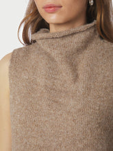 Indlæs billede til gallerivisning NEO NOIR Odelia Knit Top Dark Sand
