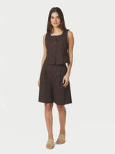 Indlæs billede til gallerivisning NEO NOIR Yula Linen Waistcoat Dark Brown
