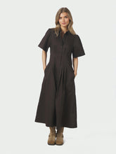 Indlæs billede til gallerivisning NEO NOIR Baia Poplin Dress Chocolate Brown
