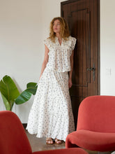 Indlæs billede til gallerivisning NEO NOIR Asta Small Blossom Skirt White Blue
