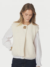 Indlæs billede til gallerivisning NEO NOIR Anjanna Teddy Vest Ivory
