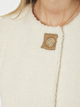 Indlæs billede til gallerivisning NEO NOIR Anjanna Teddy Vest Ivory
