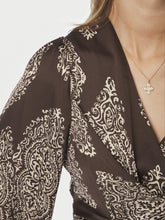 Indlæs billede til gallerivisning NEO NOIR Rista Paisley Drop Blouse Dark Brown
