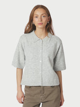 Indlæs billede til gallerivisning NEO NOIR Cunna Knit Blouse Light Grey
