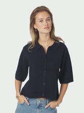 Indlæs billede til gallerivisning NEO NOIR Cunna Knit Blouse Navy
