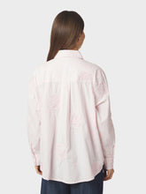 Indlæs billede til gallerivisning NEO NOIR Dalma Dori Emb Shirt Light Pink
