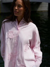 Indlæs billede til gallerivisning NEO NOIR Dalma Dori Emb Shirt Light Pink

