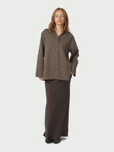 Indlæs billede til gallerivisning NEO NOIR Dita Striped Line Shirt Dark Brown
