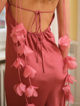 Indlæs billede til gallerivisning NEO OIR Colly Heavy Sateen Dress Cherry Pink
