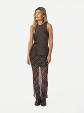 Indlæs billede til gallerivisning NEO NOIR Marlise Check Mesh Skirt Dark Brown
