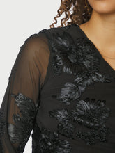 Indlæs billede til gallerivisning NEO NOIR Friana Big Flower Mesh Blouse Black
