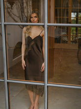 Indlæs billede til gallerivisning NEO NOIR Sorelle Lace Dress Dark Brown
