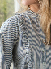 Indlæs billede til gallerivisning NEO NOIR Petrine Stripe Blouse Blue
