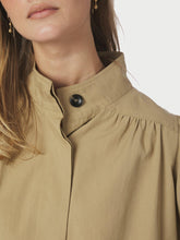 Indlæs billede til gallerivisning NEO NOIR Tirsa Twill Jacket Sand
