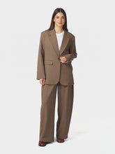 Indlæs billede til gallerivisning NEO NOIR Gaby Pinstripe Blazer Taupe
