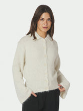 Indlæs billede til gallerivisning NEO NOIR Ramera Fluffy Knit Cardigan Off White
