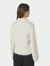 Indlæs billede til gallerivisning NEO NOIR Ramera Fluffy Knit Cardigan Off White
