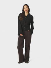 Indlæs billede til gallerivisning NEO NOIR Ramera Fluffy Cardigan Dark Brown
