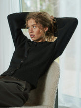Indlæs billede til gallerivisning NEO NOIR Ramera Fluffy Cardigan Dark Brown
