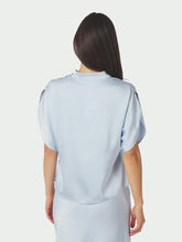 Indlæs billede til gallerivisning NEO NOIR Anelle Heavy Sateen Blouse Light Blue
