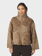 Indlæs billede til gallerivisning NEO NOIR Nida Faux Fur Jacket Taupe
