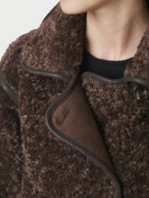 Indlæs billede til gallerivisning NEO NOIR Senta Faux Fur Dark Brown
