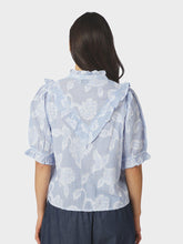 Indlæs billede til gallerivisning NEO NOIR Manet Jacquard Blouse Light Blue

