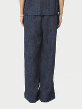 Indlæs billede til gallerivisning NEO NOIR Heifa Flower Stripe Pants Dark Blue
