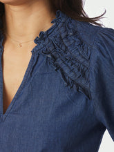 Indlæs billede til gallerivisning NEO NOIR Wendia Denim Blouse Blue

