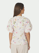 Indlæs billede til gallerivisning NEO NOIR Irina Flower Blouse Off White
