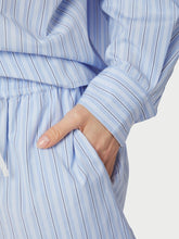Indlæs billede til gallerivisning NEO NOIR Camell Stripe Shorts Light Blue
