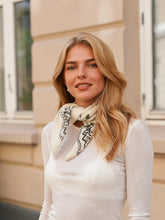 Indlæs billede til gallerivisning NEO NOIR Adelina Paisley Knit Scarf Off White

