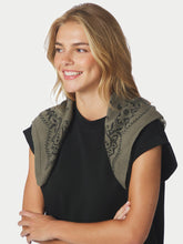 Indlæs billede til gallerivisning NEO NOIR Adelina Paisley Knit Scarf Army
