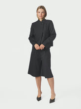 Indlæs billede til gallerivisning NEO NOIR Rima Slim Pinstripe Shorts Navy

