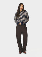 Indlæs billede til gallerivisning NEO NOIR Isana Stripe Fluffy Knit Cardigan Navy Striped
